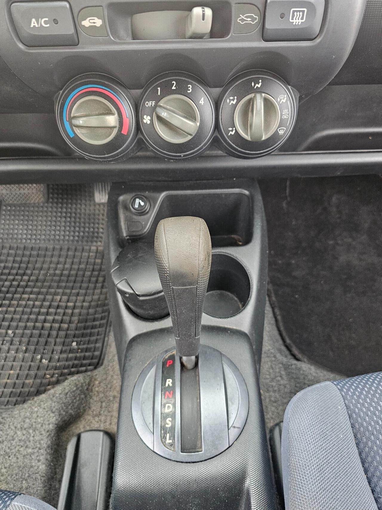Honda Jazz 1.4 i-DSi 5p. 7 Speed CVT
