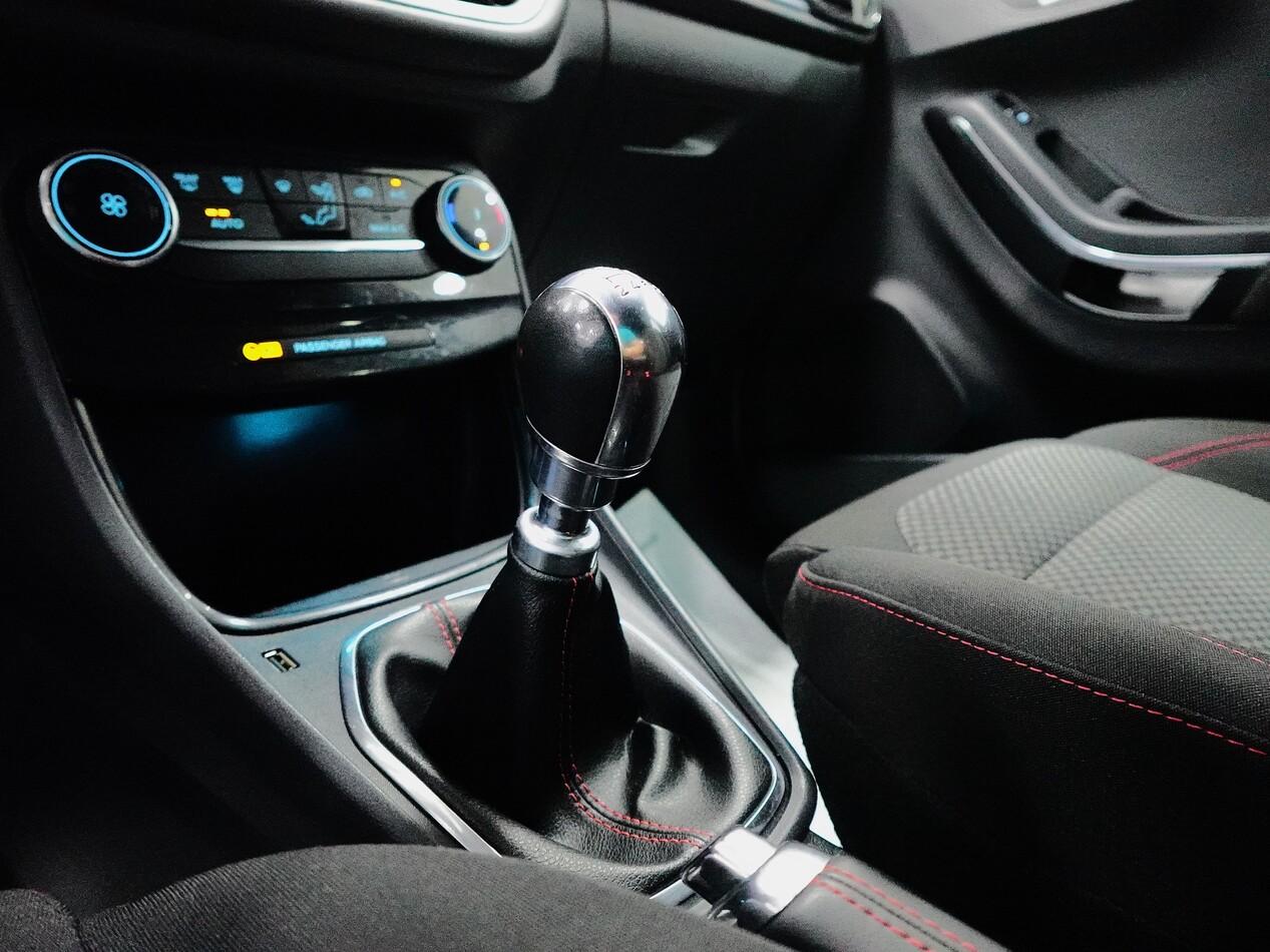 Ford Puma 1.0 EcoBoost HYBRID 125 CV ST LINE