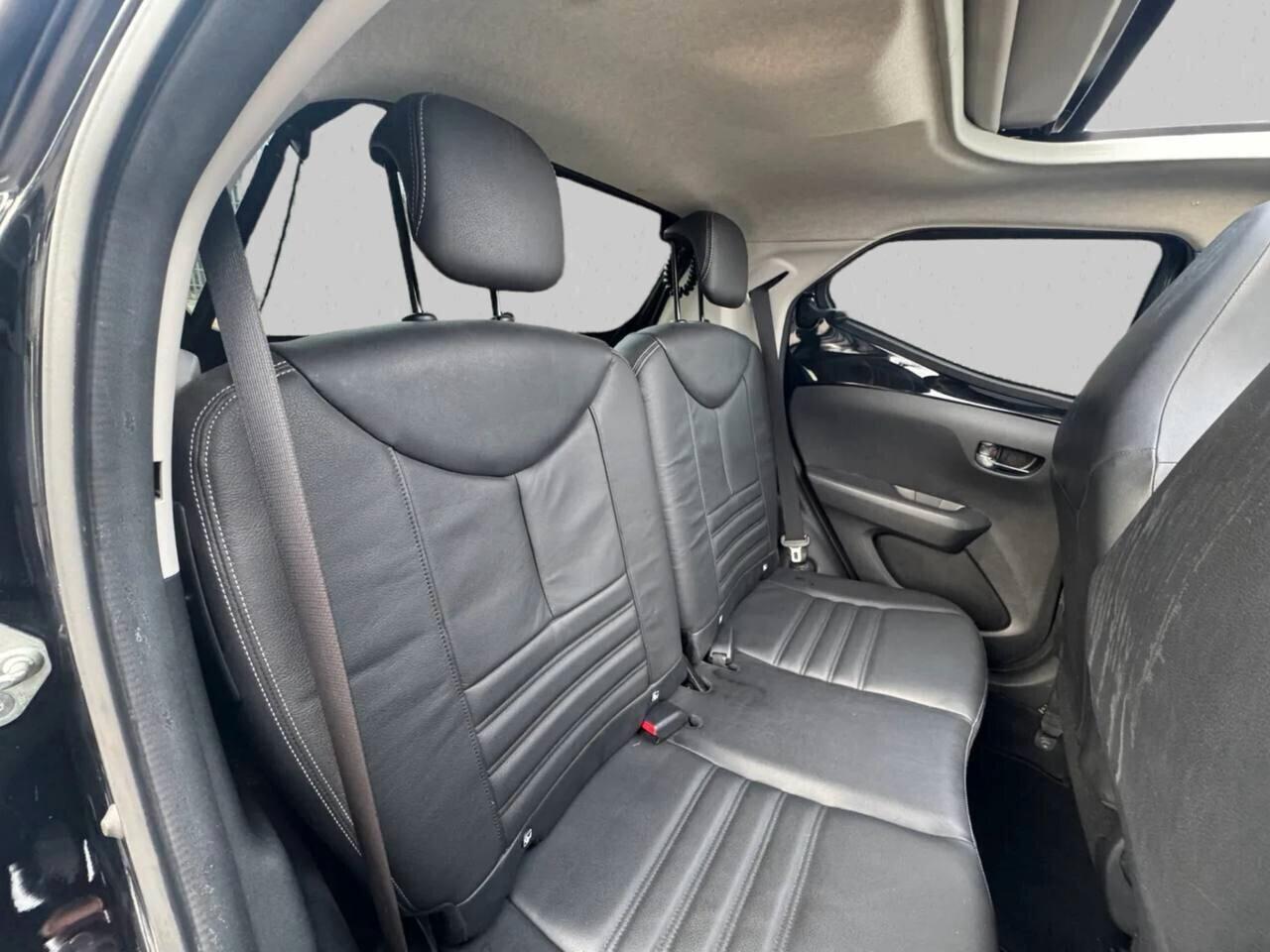 Toyota Aygo Connect 1.0 VVT-i 72 CV 5 porte x-play MMT 10/2020 CABRIO