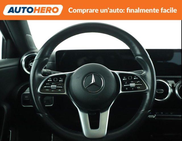 MERCEDES-BENZ A 250 e Automatic EQ-Power Business