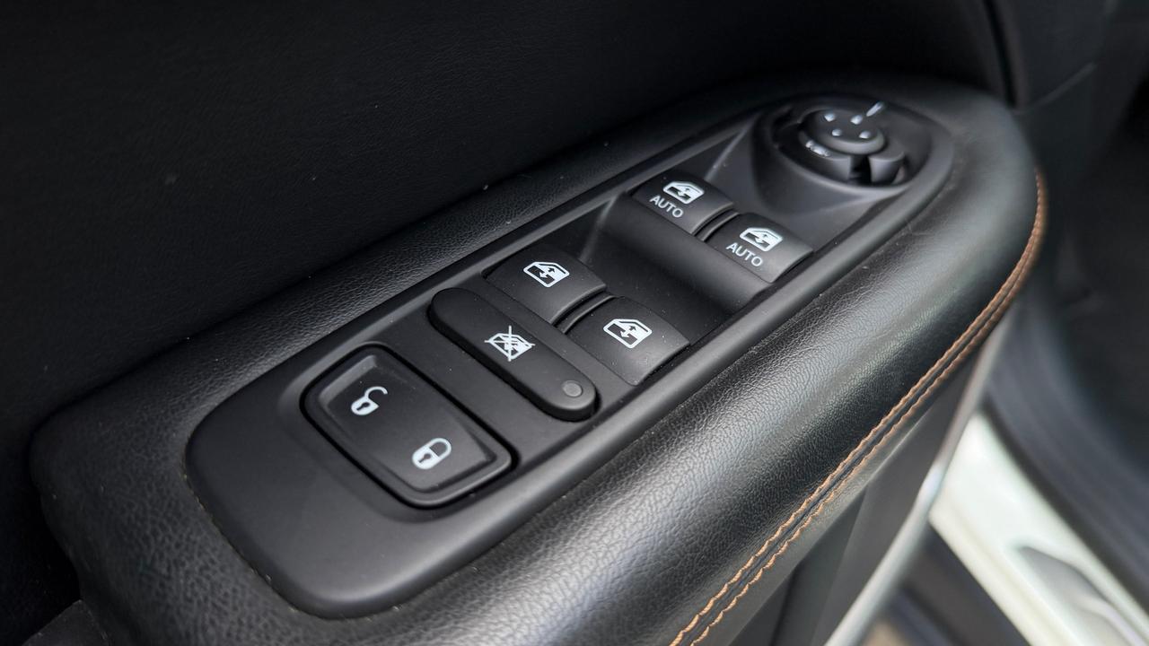 JEEP COMPASS 4WD 2.0 MJT LIMITED AT9 140CV - FULL LED, PELLE, CAR PLAY, NEOPATENTATI