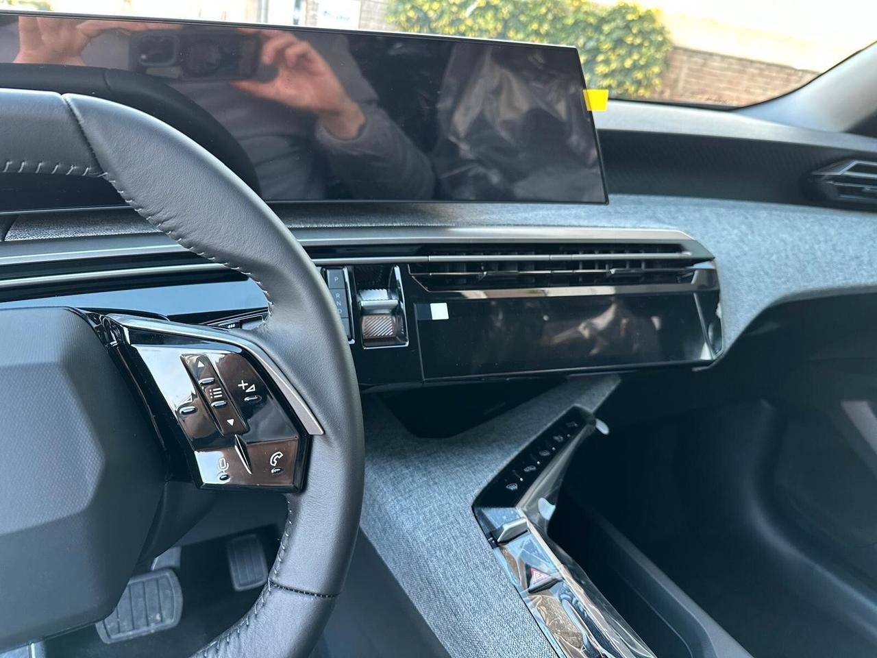 Peugeot 3008 Hybrid 145 e-DCS6 Allure