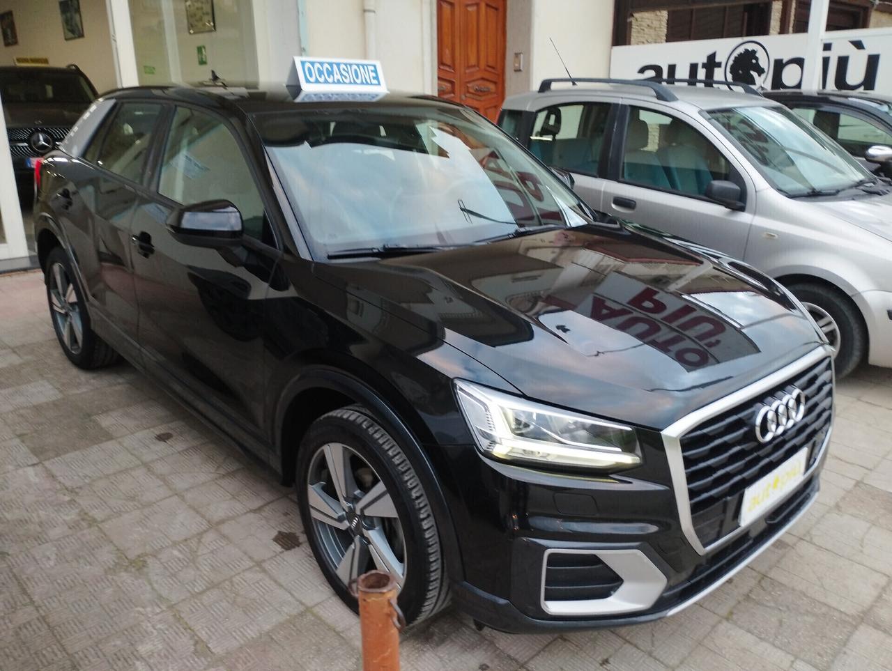 Audi Q2 30 TDI S tronic Identity Black