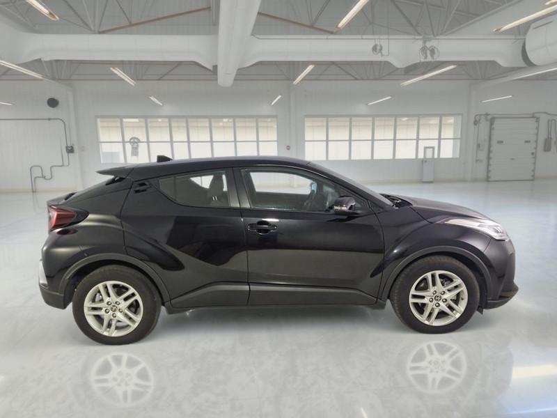 TOYOTA C-HR 1.8H 98CV E-CVT Business