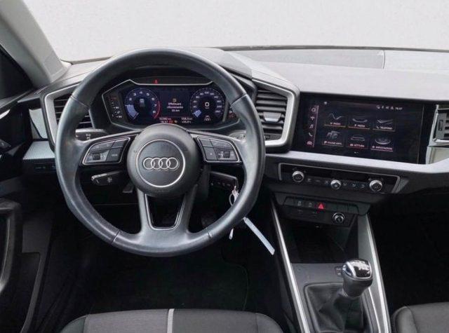 AUDI A1 citycarver 30 TFSI Identity Contrast