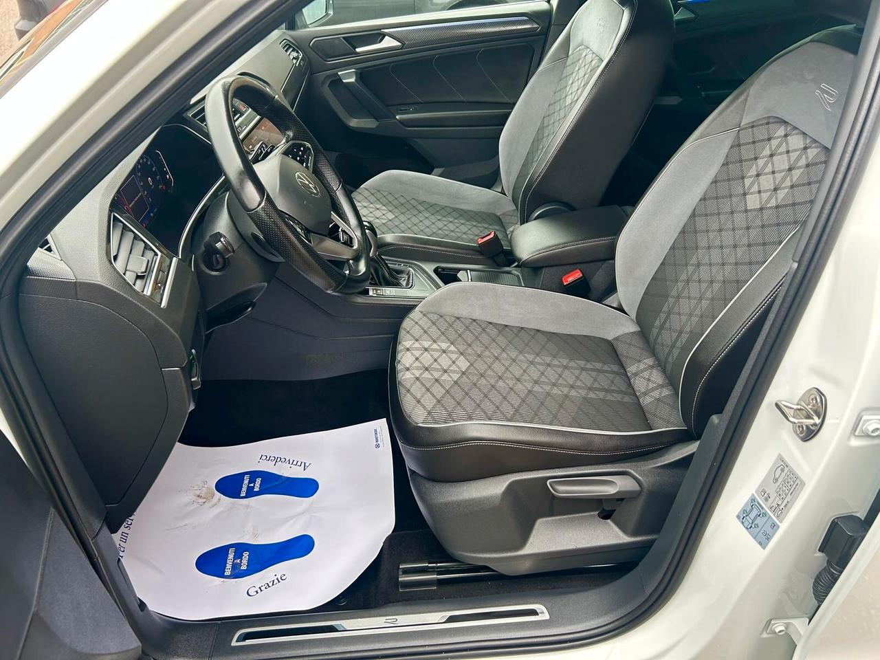 Volkswagen Tiguan 2.0 TDI 150 CV SCR DSG R-Line