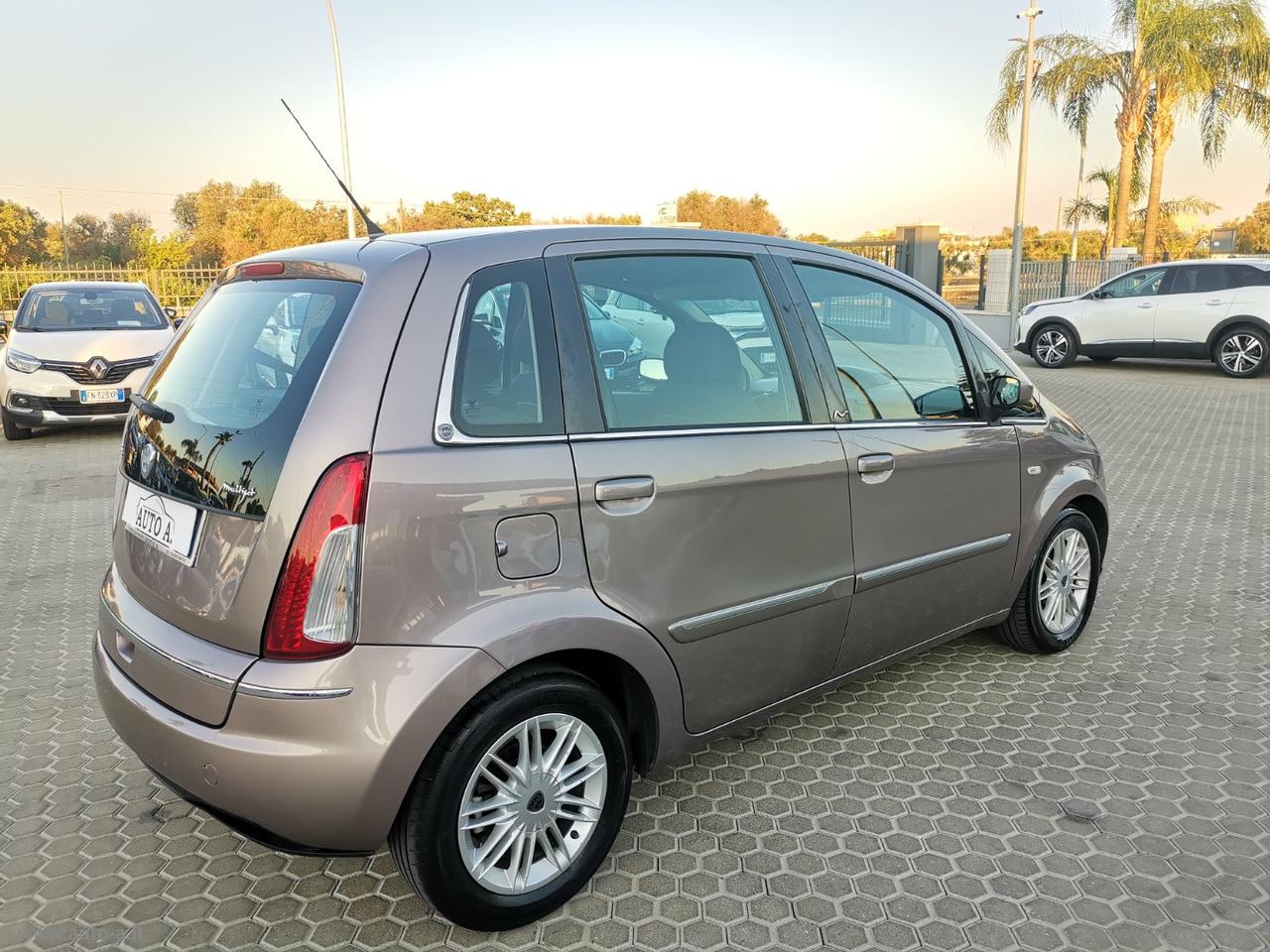 LANCIA Musa 1.6 MJT Platino