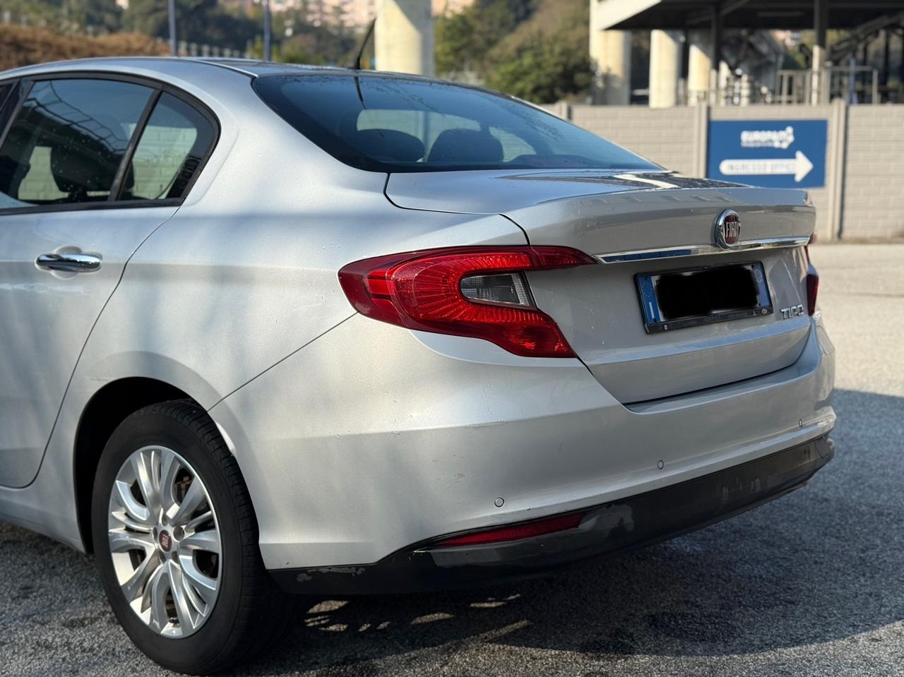 Fiat Tipo 1.4 4 porte Lounge con soli 30.000 km