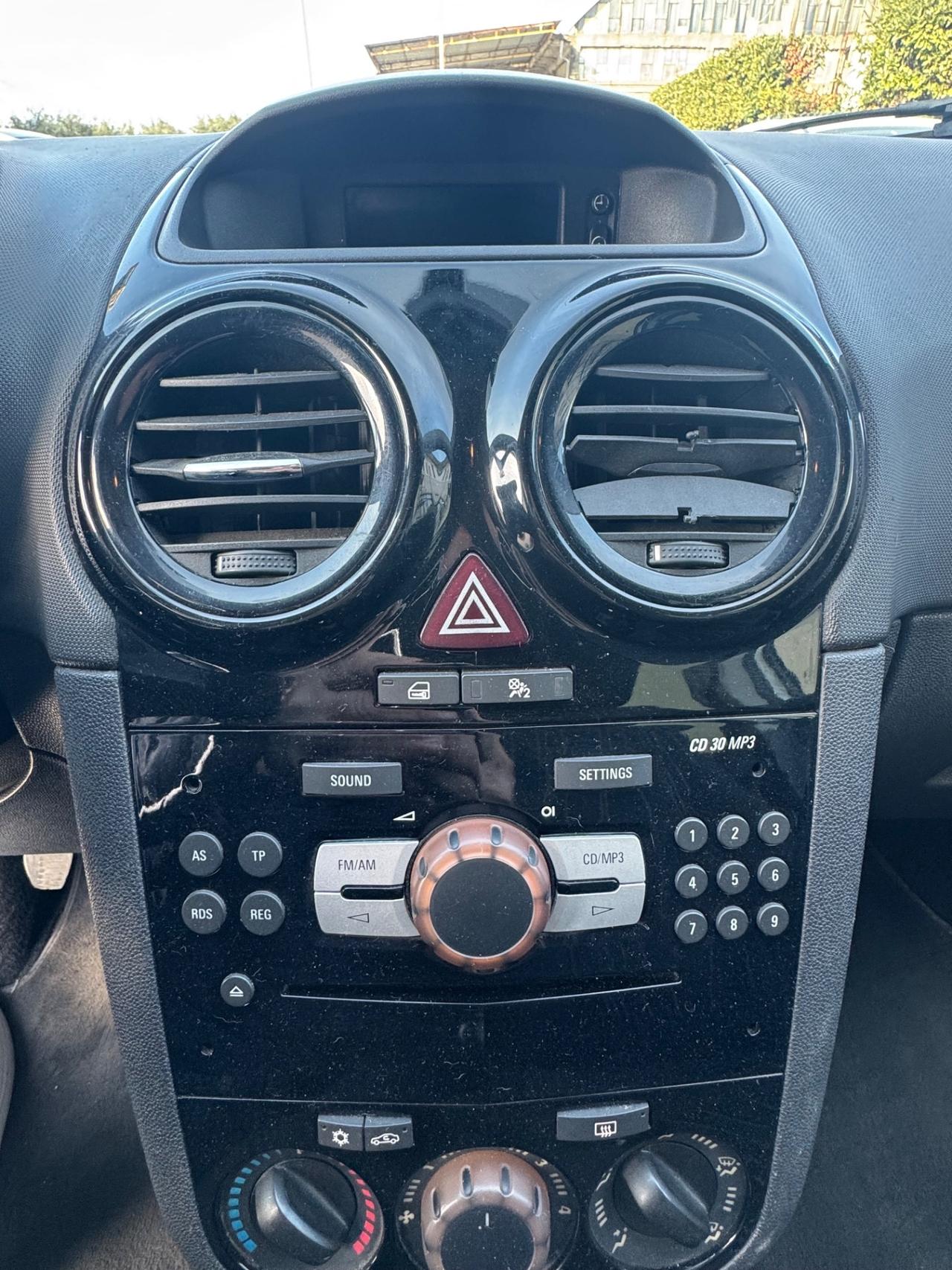 Opel Corsa 1.2 5 porte ok neopatentati