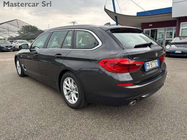 BMW 530 530d Touring xdrive Business PELLE 265cv - FR877SY
