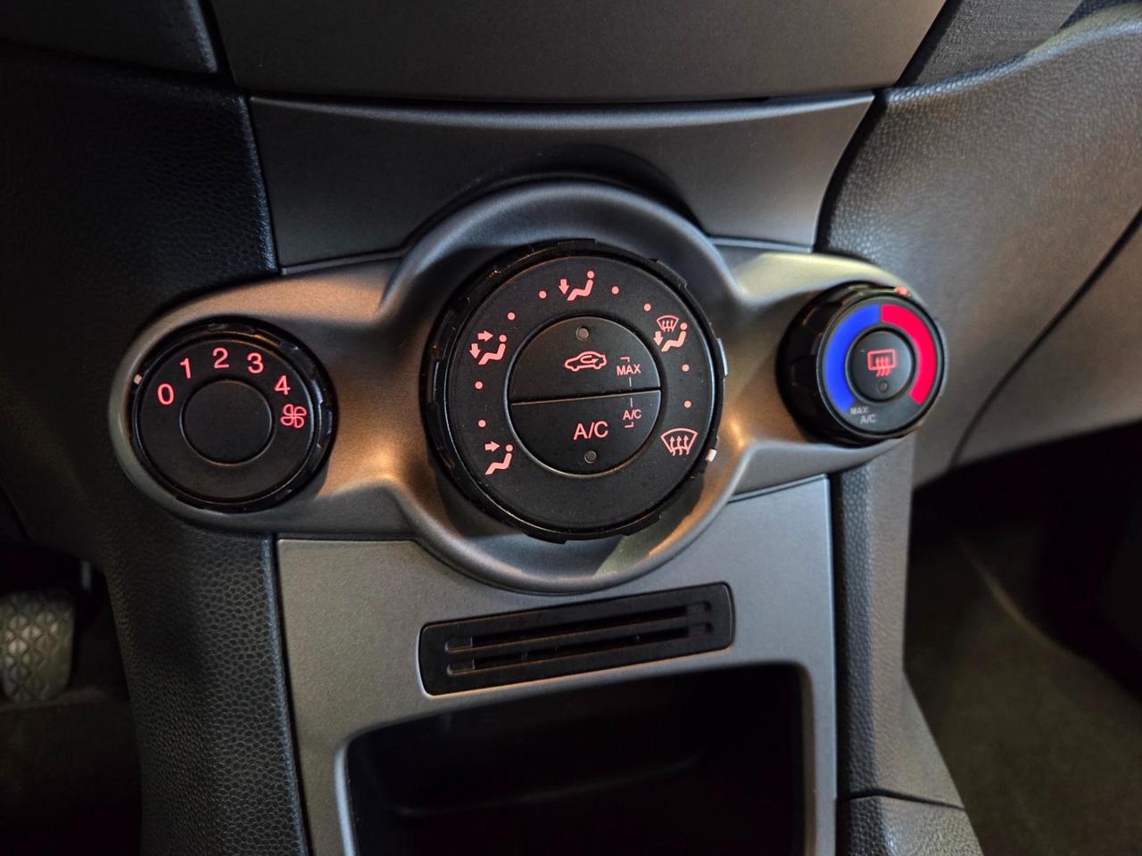 Ford Fiesta 5 Porte Fiesta 5p 1.4 tdci Titanium FL