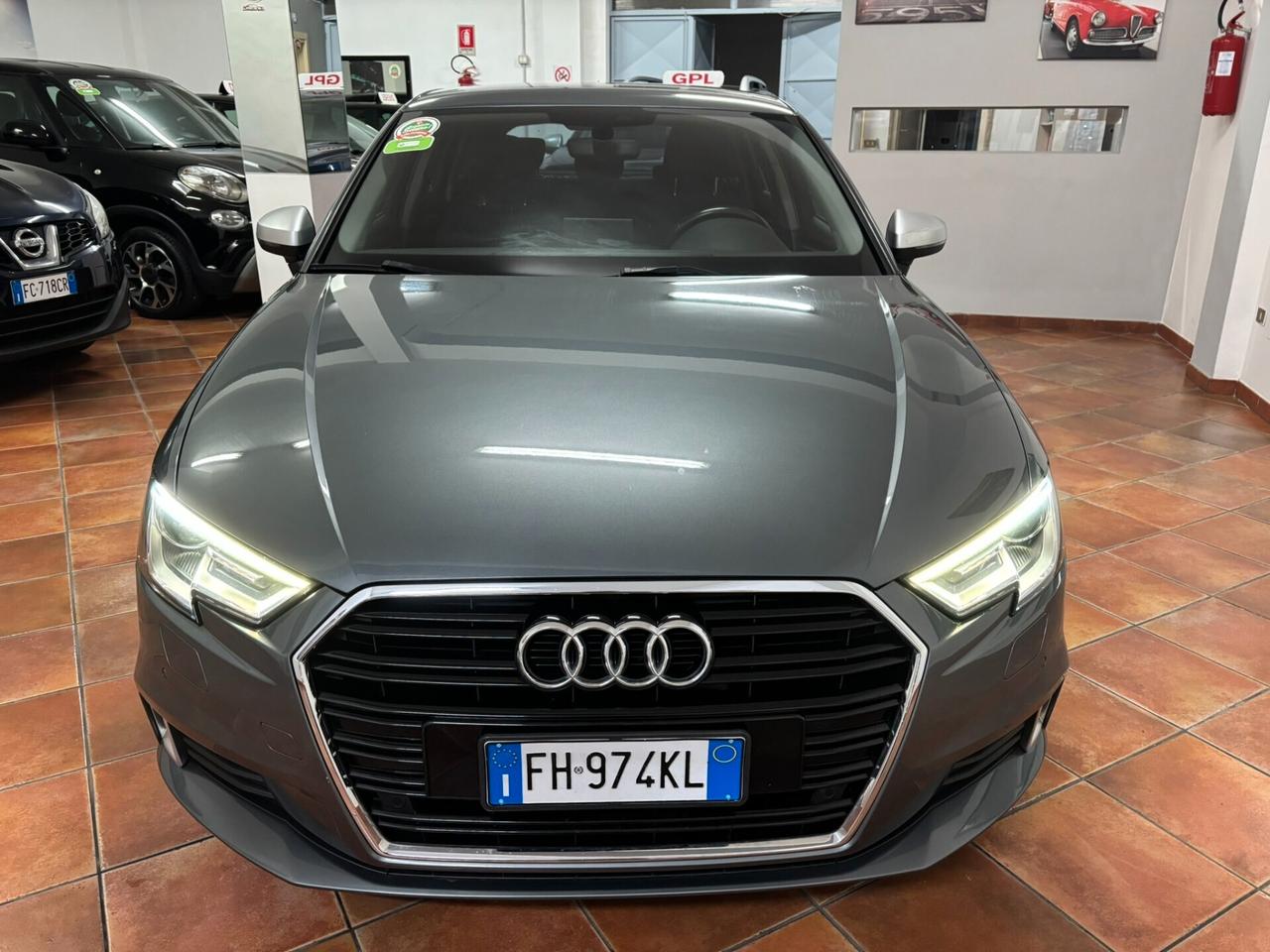 AUDI A3 SPORTBACK S-TRONIC SPORT 2017