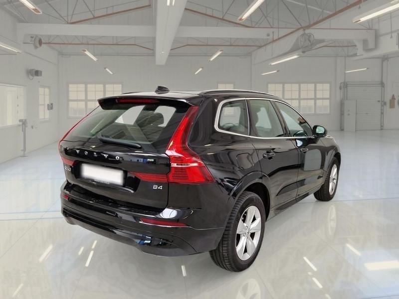 VOLVO XC60 B4 D AUTOMATICO CORE SUV