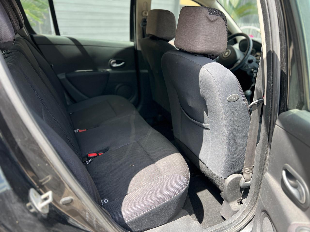 Renault Clio 1.1 Benzina Anno 2007