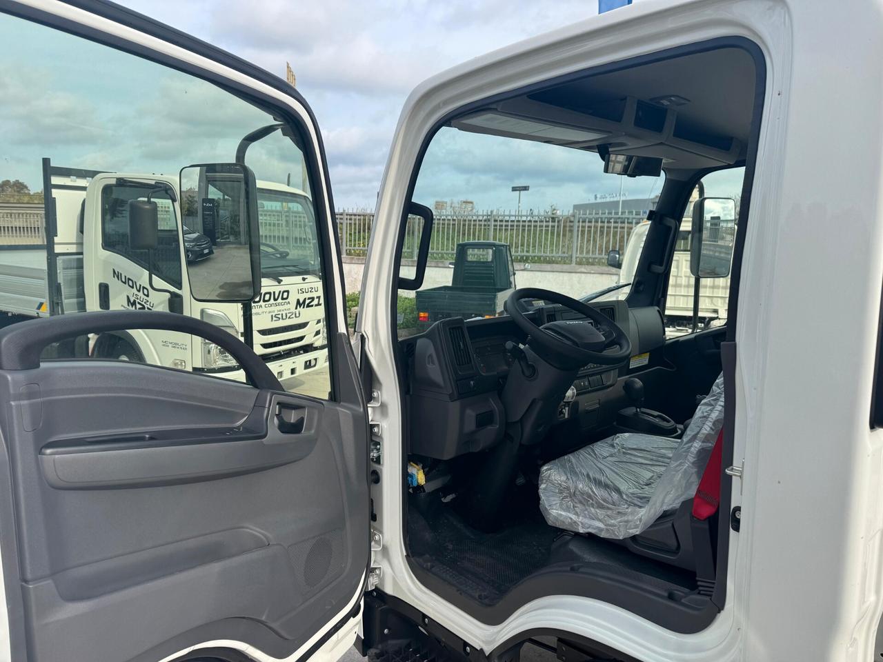 Isuzu M21 GENERATION 2 Passo F cc2.0 120cv Euro 6e Cambio Automatico