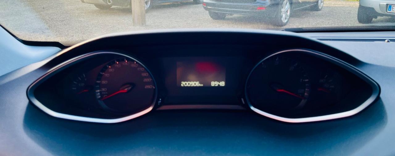 Peugeot 308 station wagon 1.6cc 99cv HDI