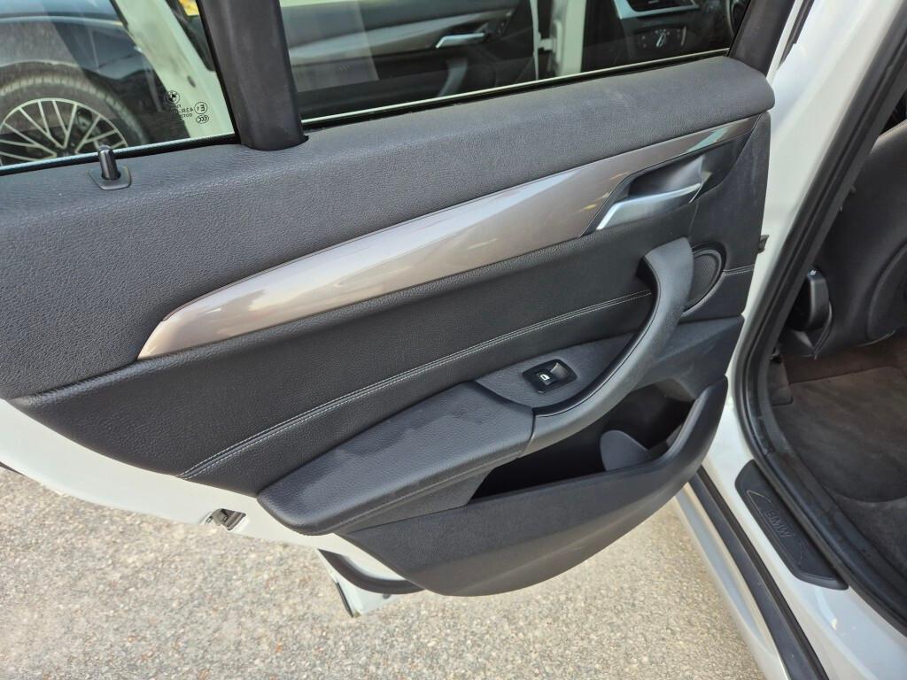 Bmw X1 X-Drive 20d X-LINE PELLE LED