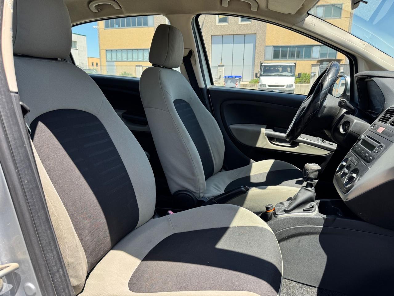FIAT GRANDE PUNTO 1.2 5p ACTIVE 88000 km