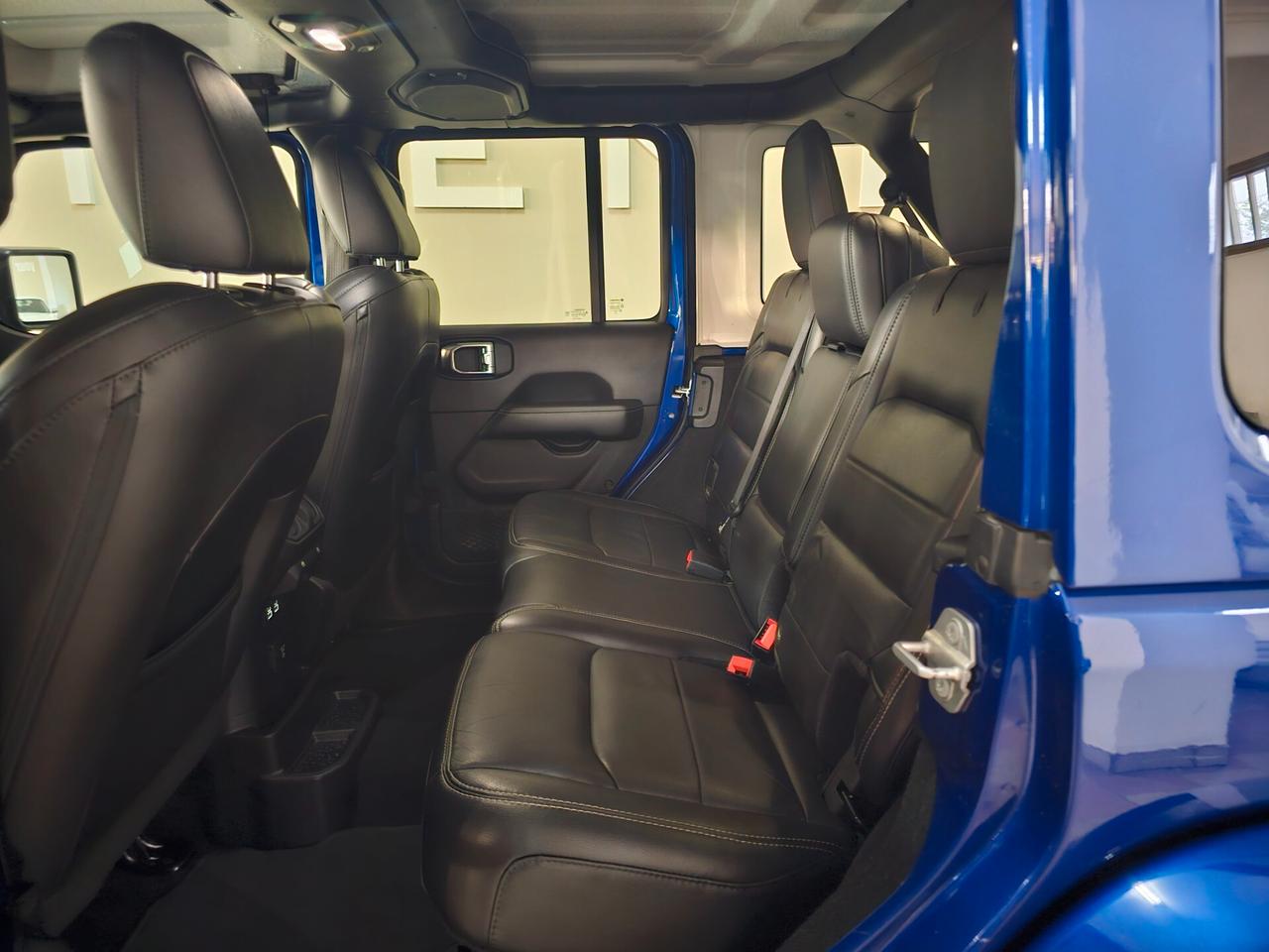 Jeep Wrangler Unlimited 2.2 Mjt II Sahara