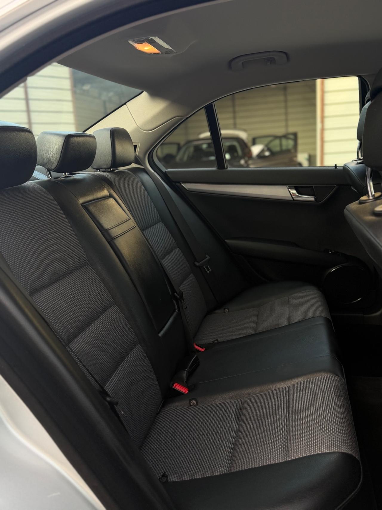 Mercedes-benz C 250 CDI BlueEFFICIENCY Avantg. AMG