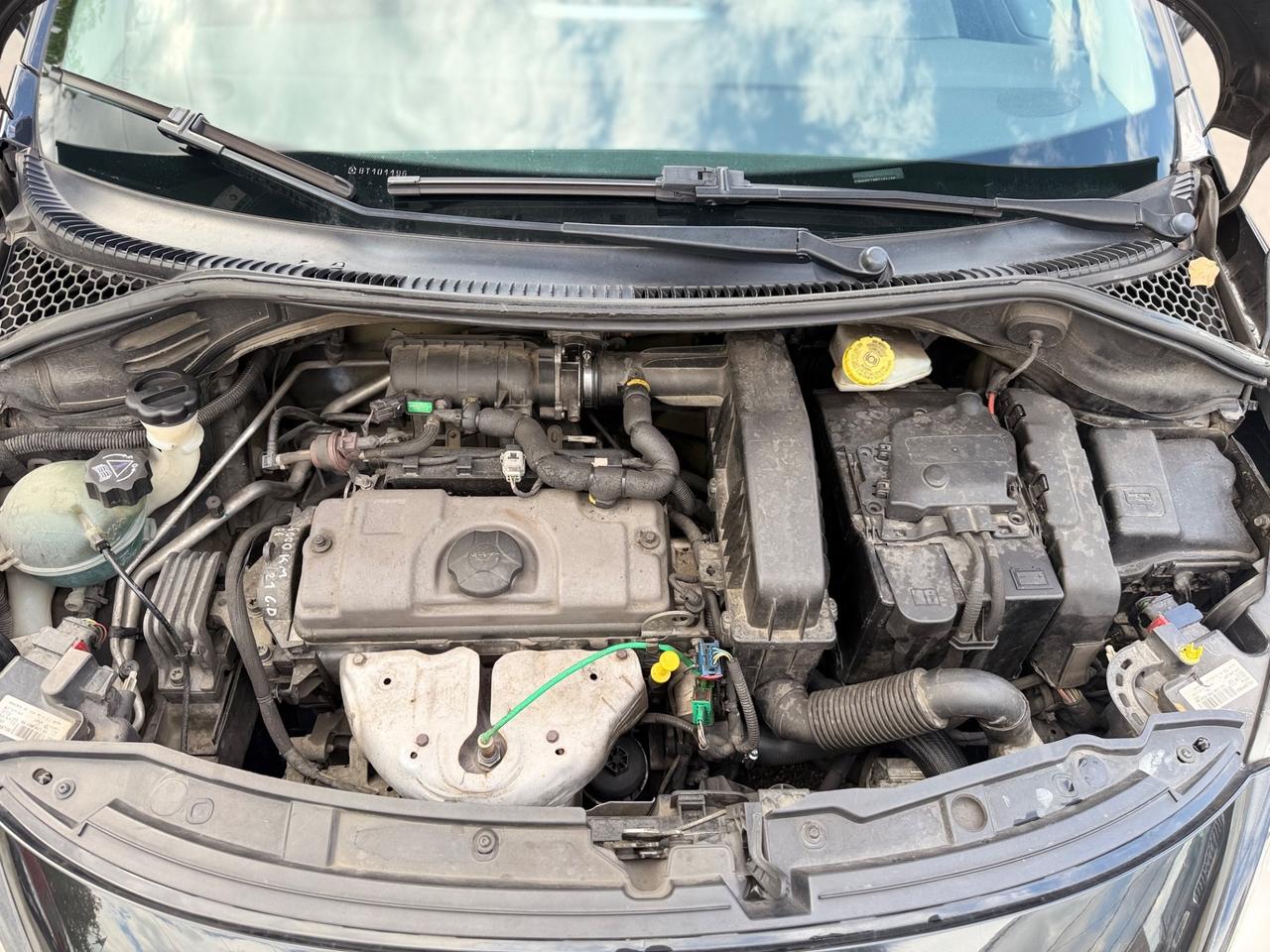 Peugeot 207 2011 1.4 8V 75CV 5p. Ok neopatentati ! ! !