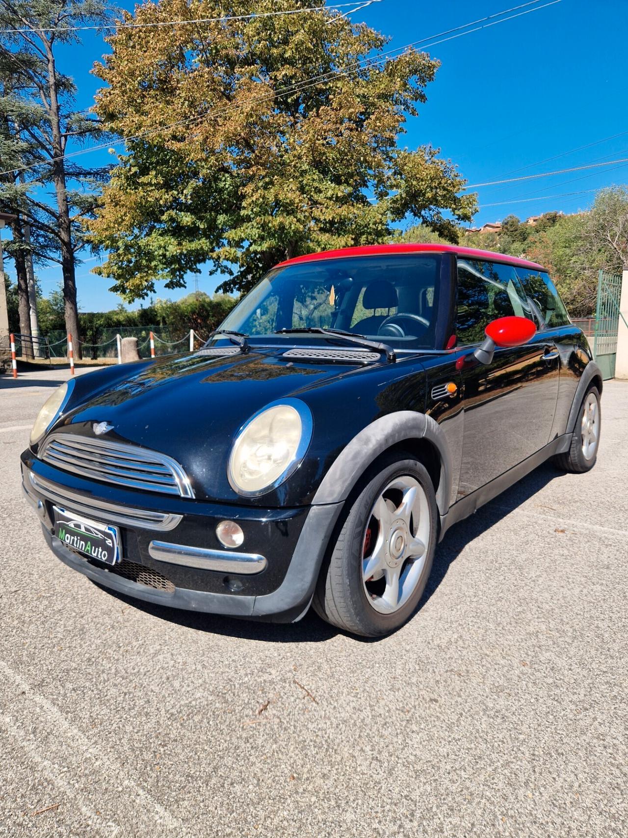 Mini 1.6 16V Cooper 116CV - 2002