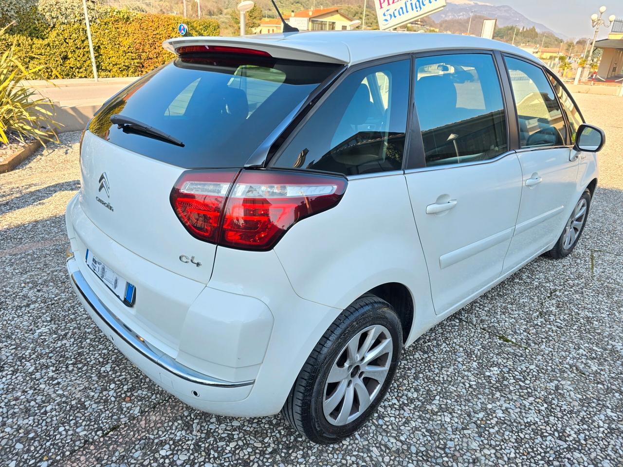 Citroen C4 Picasso 1.6 HDi 110 C.Automatico ok Neopatentati