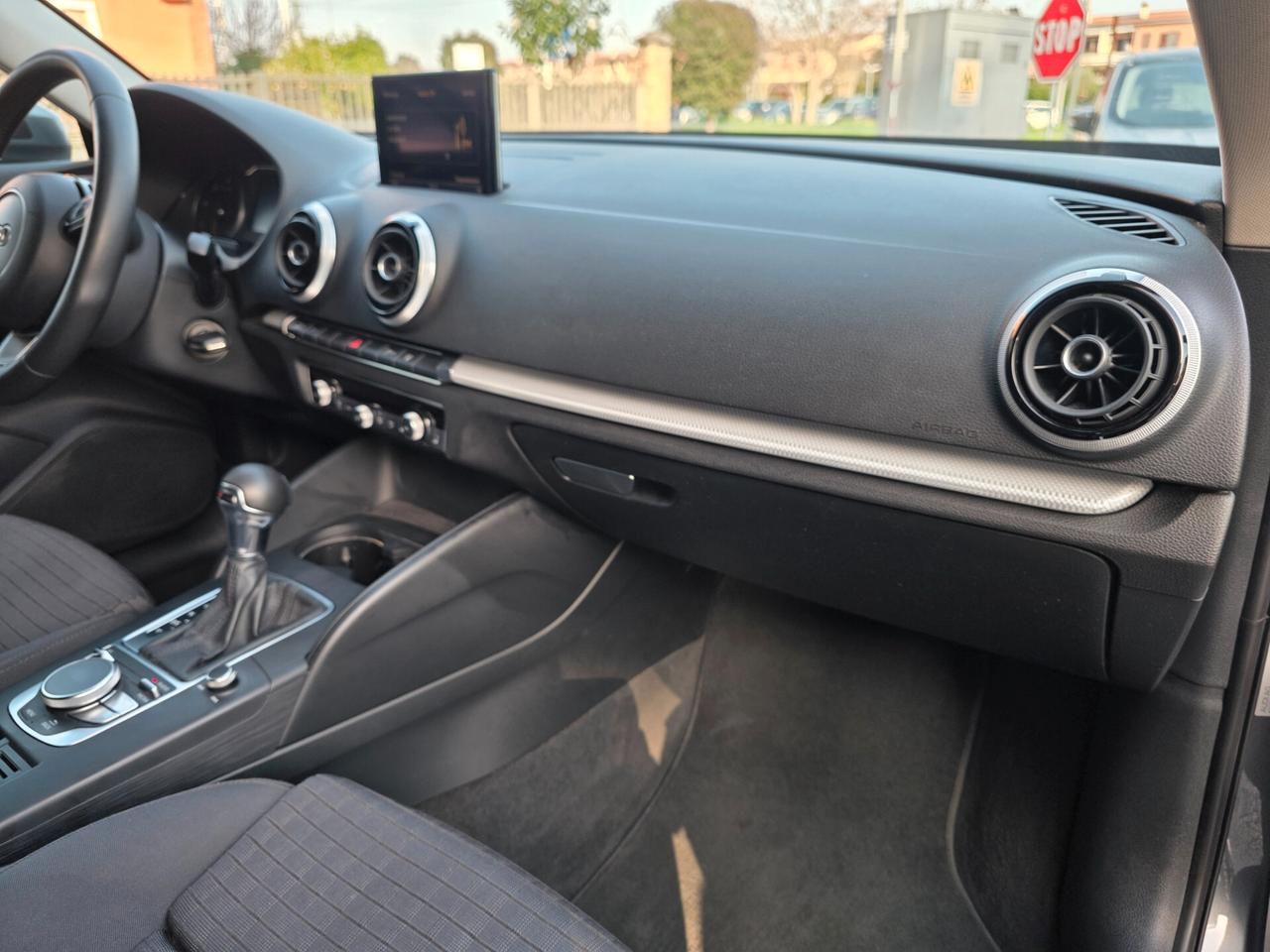 Audi A3 2.0 TDI 150 CV clean diesel S tronic