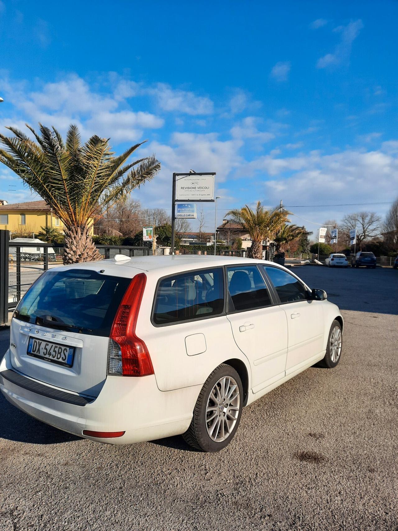 Volvo V50 1.6 D cat Momentum OK NEOPATENTATI