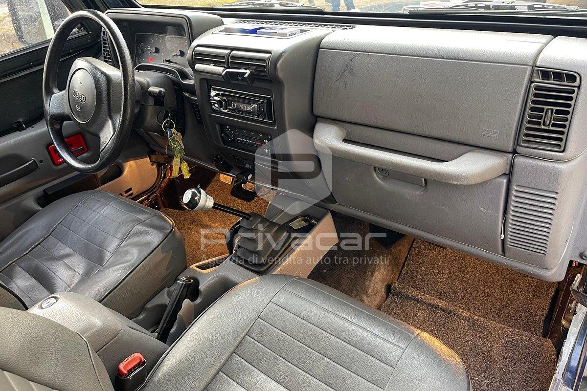 JEEP Wrangler 2.5 cat Soft top (EU)