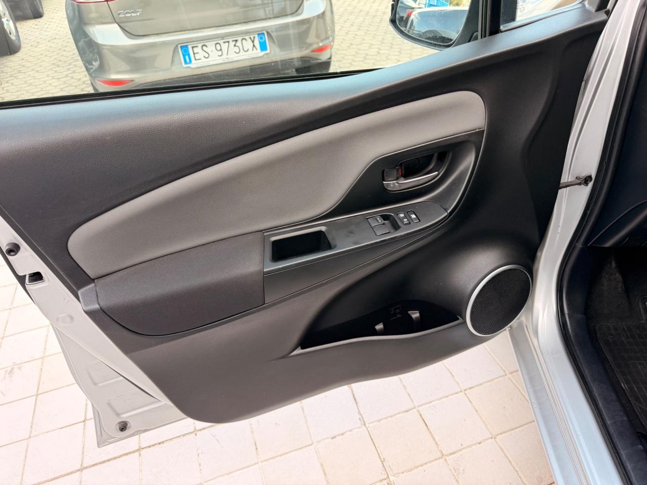 Toyota Yaris 1.5 Hybrid 5 porte Cool