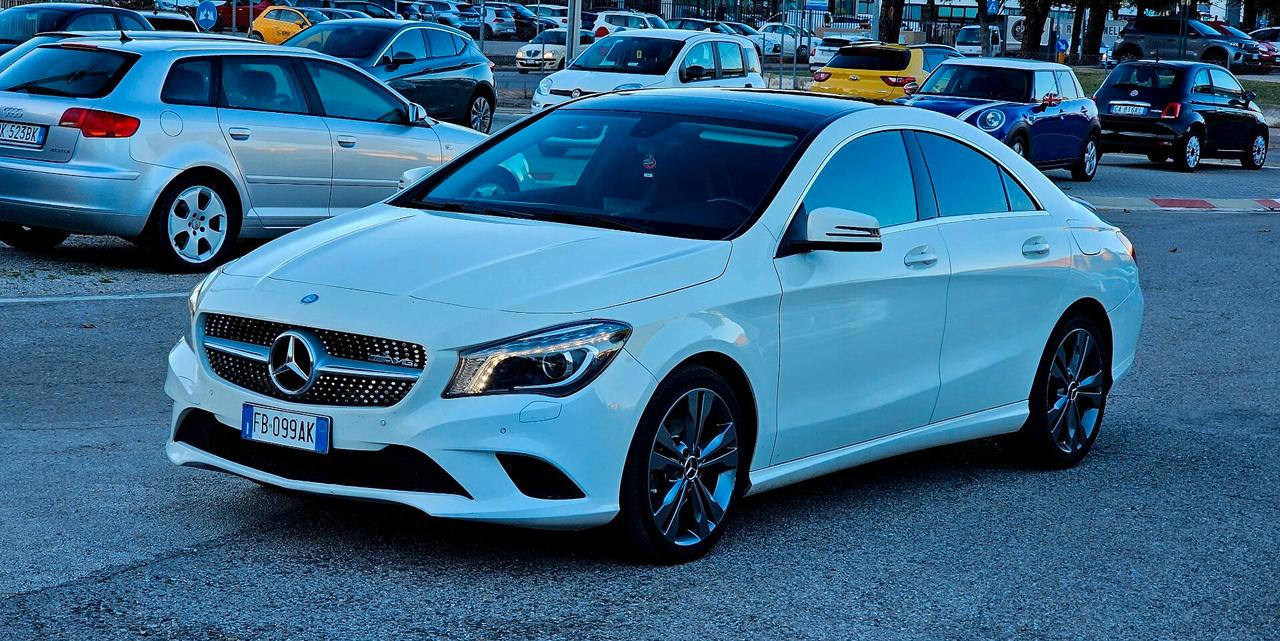 Mercedes-benz CLA 180 d Premium