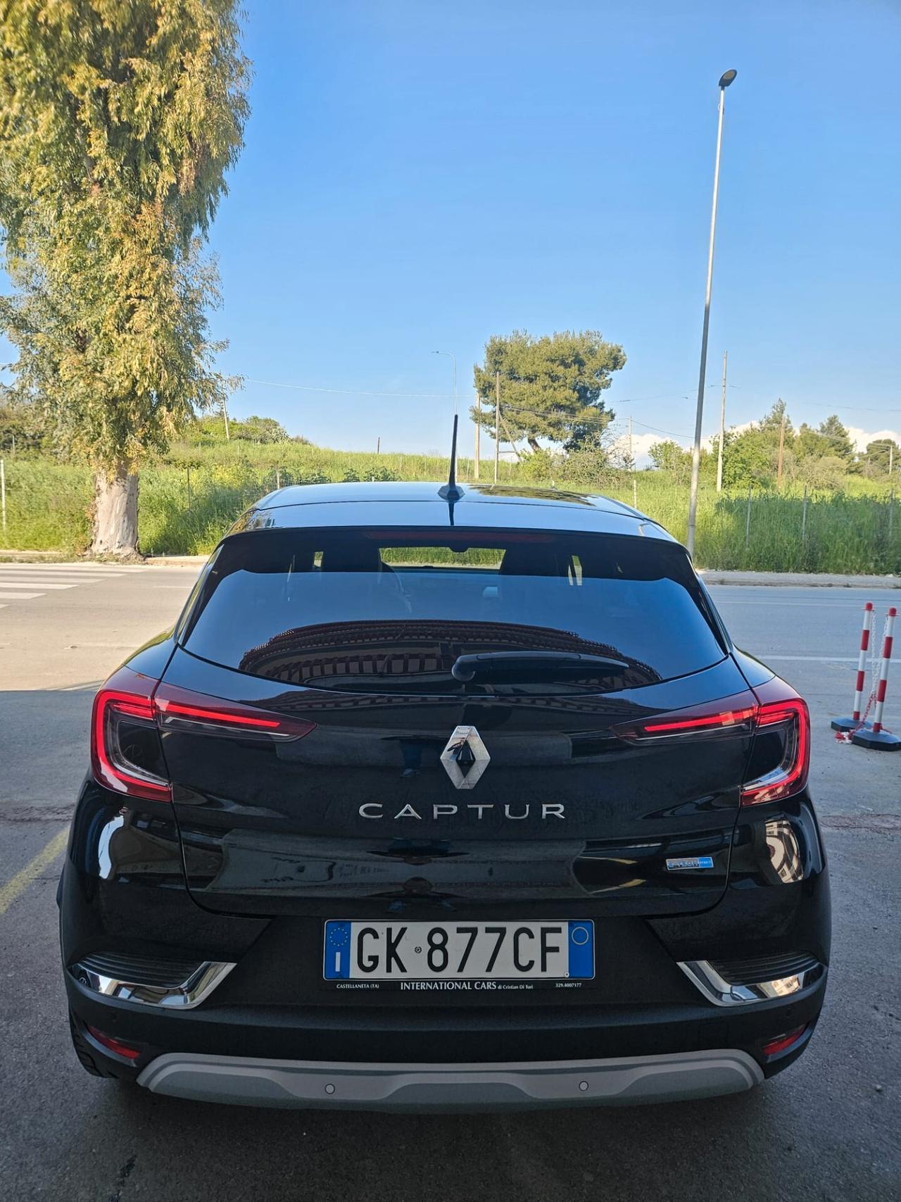 Renault Captur 1.6 E-Tech hybrid 2022