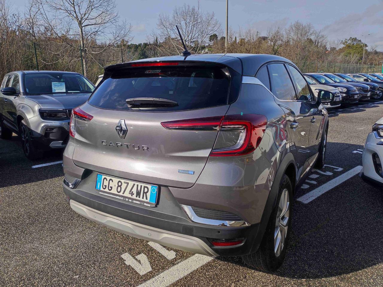 RENAULT Captur II 2019 - Captur 1.6 E-Tech phev Intens 160cv auto my21