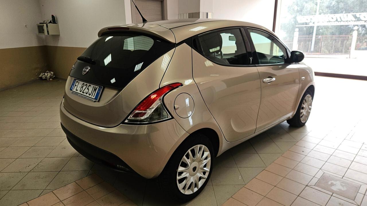 Lancia Ypsilon 1.3 MJT 16V 95 CV 5 porte S&S Gold