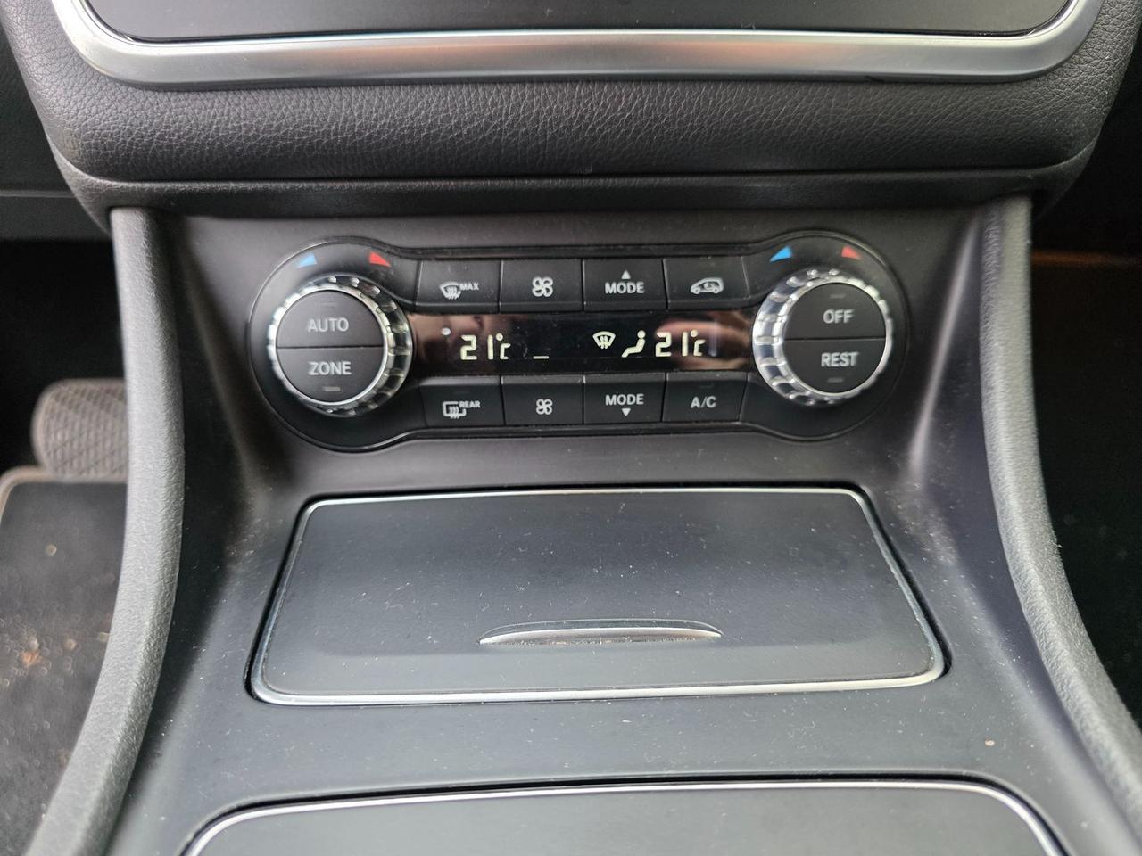 Mercedes-Benz GLA 200 GLA-Clas #7563