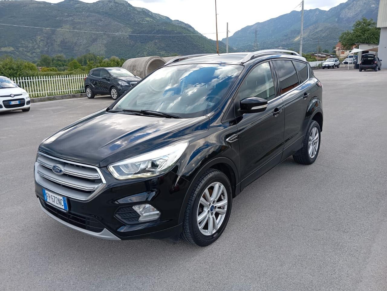Ford Kuga 1.5 TDCI 120 CV S&S 2WD Powershift ST-Line