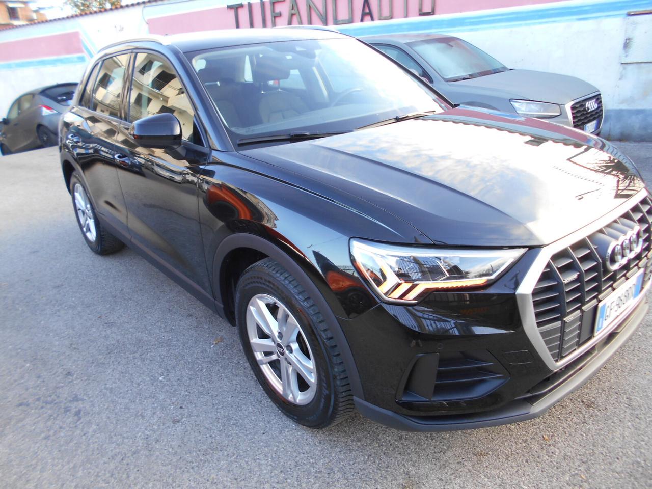 Audi Q3 35 TDI quattro S tronic Business Advanced