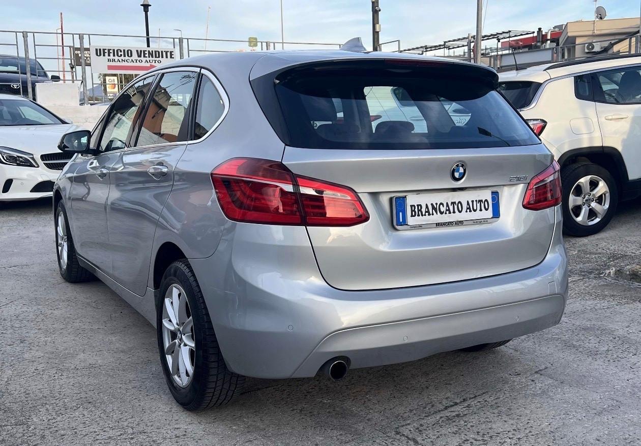 Bmw 2er Active Tourer 218i Luxury