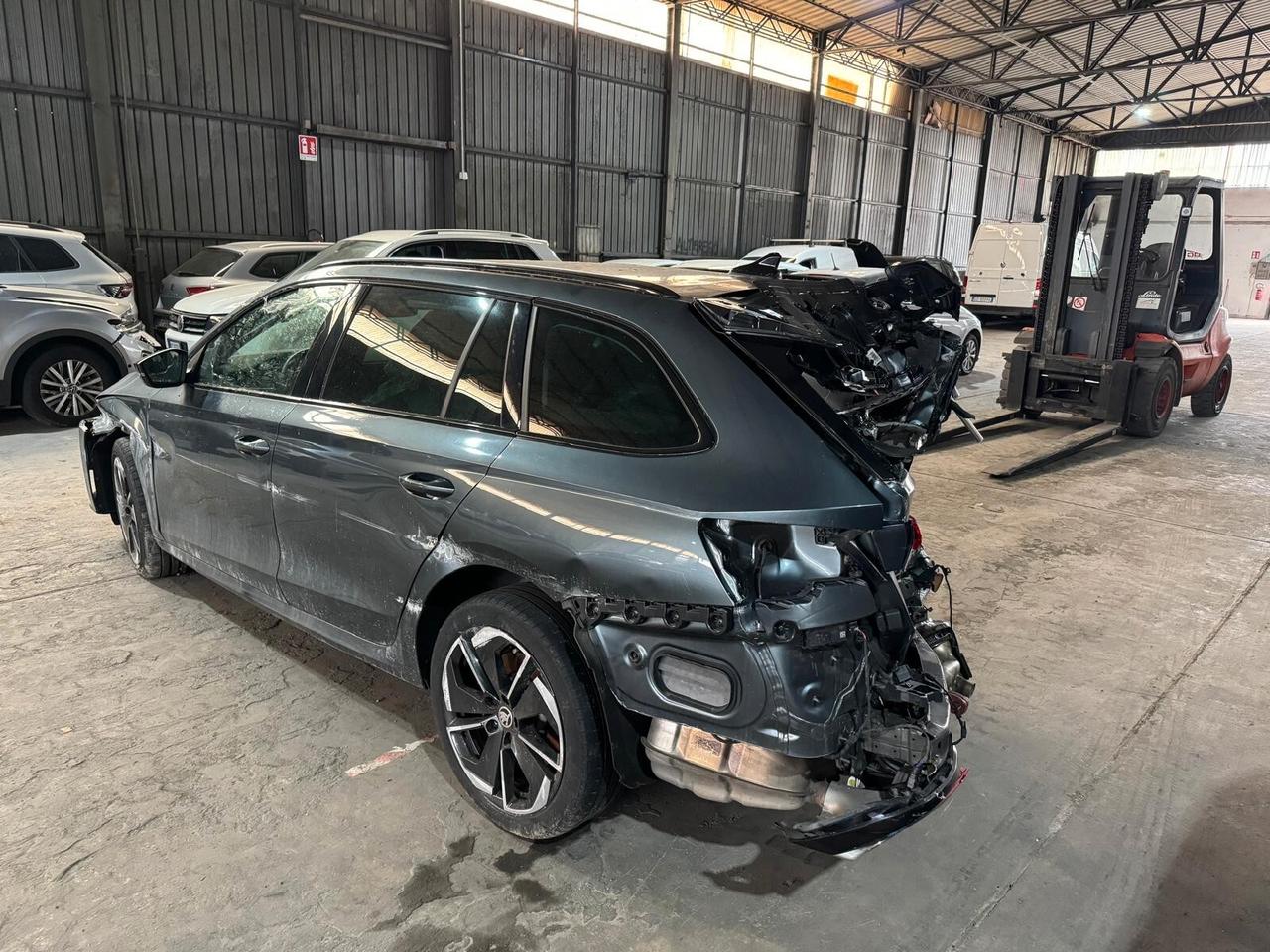 Skoda Octavia Wagon 2.0 tsi RS dsg INCIDENTATA