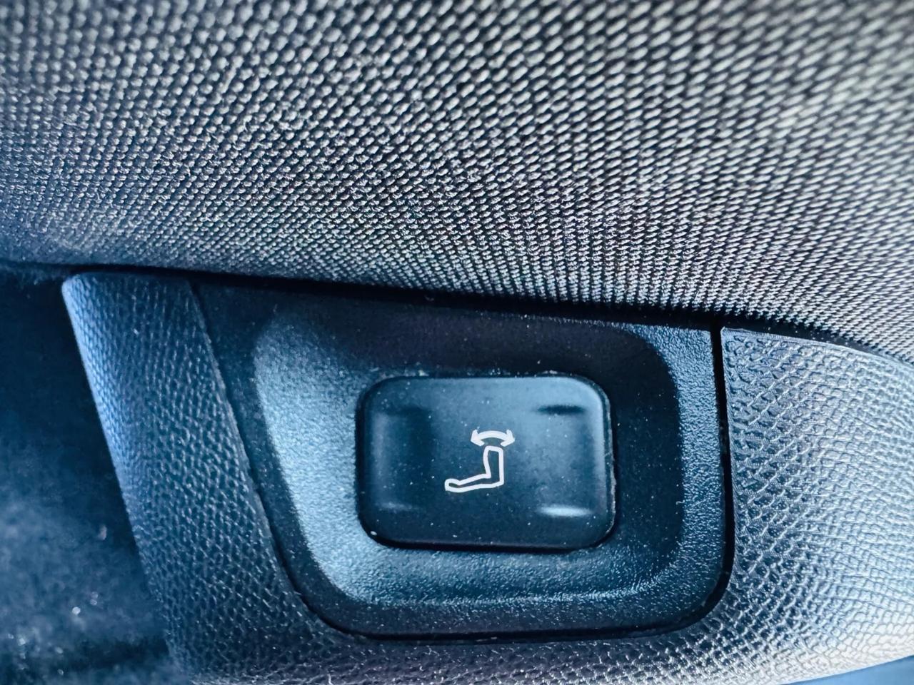 Peugeot 3008 1.5 BlueHDi Allure 2020 anche per neo