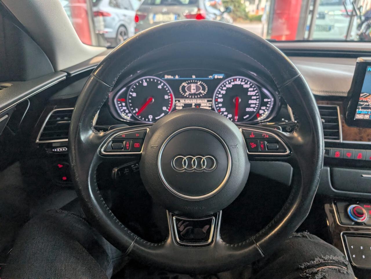 Audi A8 3.0 TDI 262 CV ultra quattro tiptronic