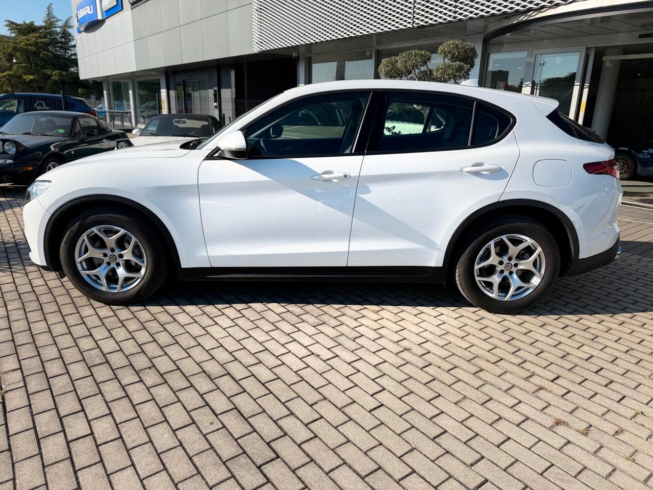 Alfa Romeo Stelvio 2.2 Turbodiesel 150 CV AT8 RWD Business