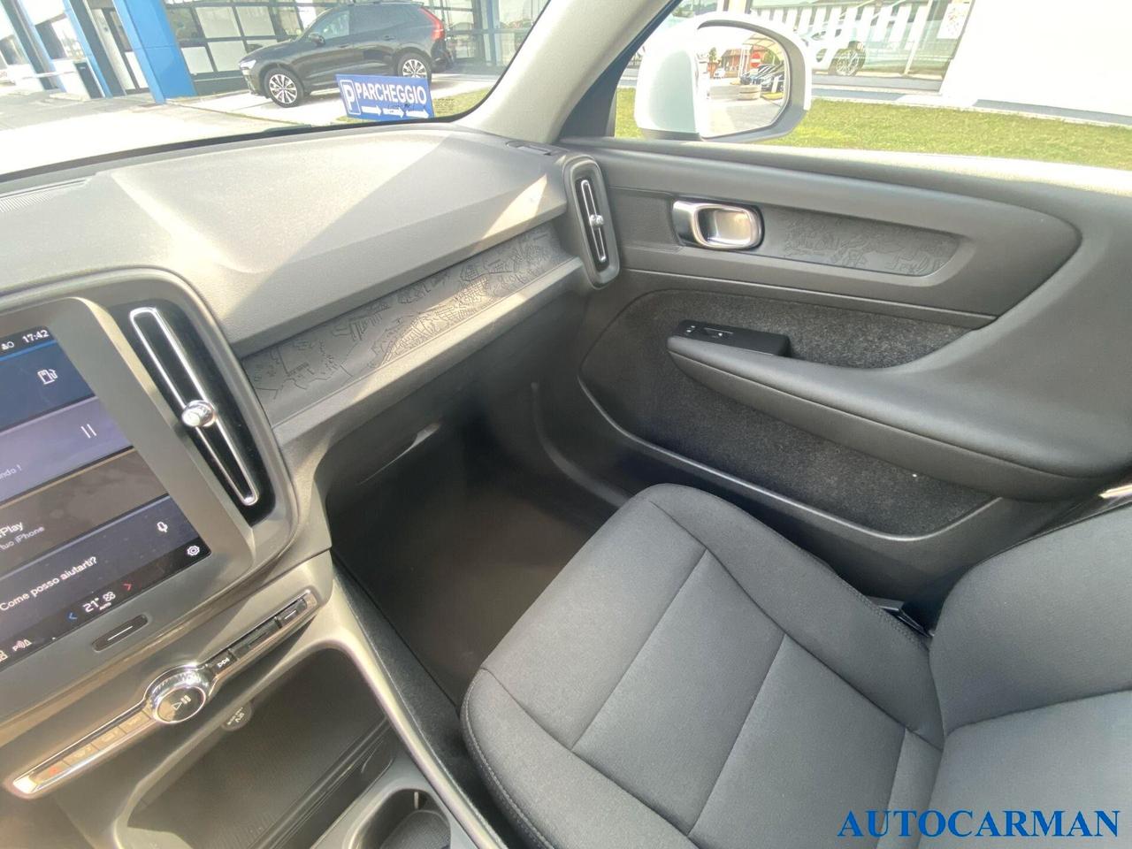 Volvo XC40 B3 (Benzina/Hybrid) Autom. Essential