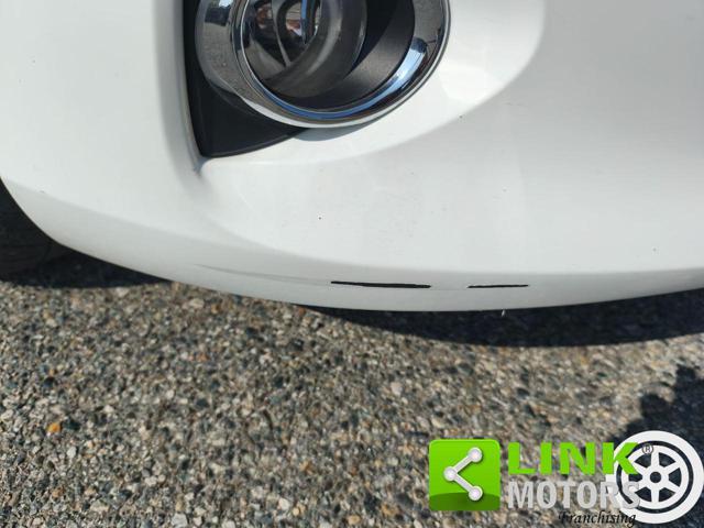 TOYOTA Auris 1.8 Hybrid Lounge