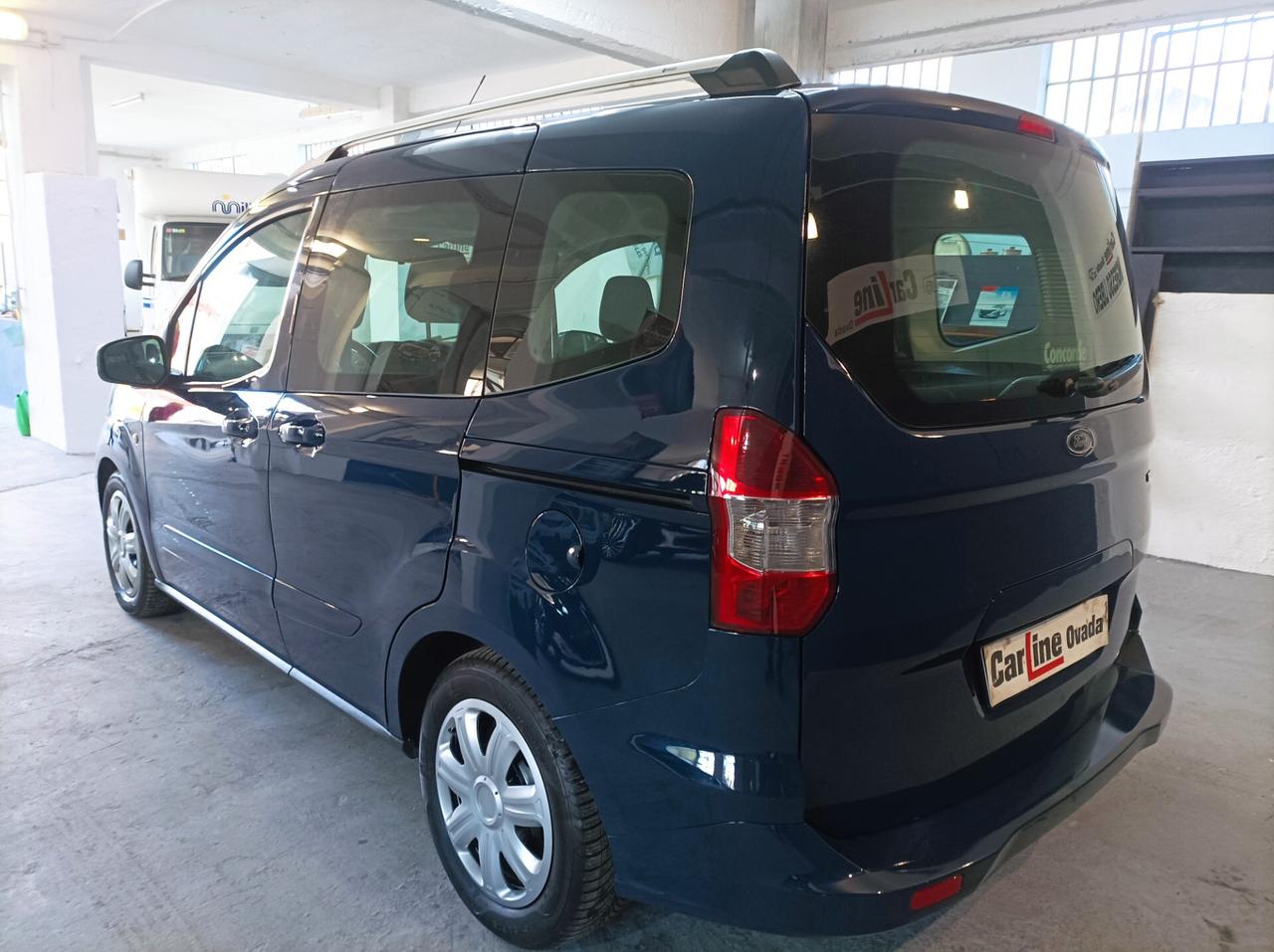Ford Tourneo Courier 1.0 EcoBoos SOLO 24000KM