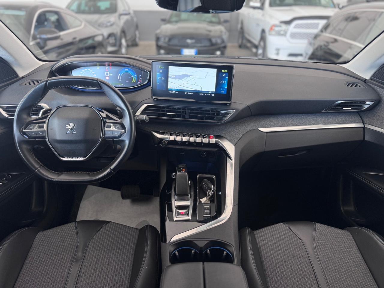 Peugeot 3008 Hybrid 225 e-EAT8 Allure Pack