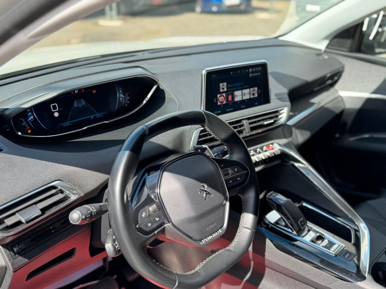 Peugeot 3008 BlueHDi 130 S&S EAT8 Allure