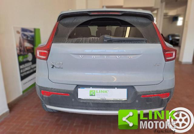 VOLVO XC40 B3 automatico Core