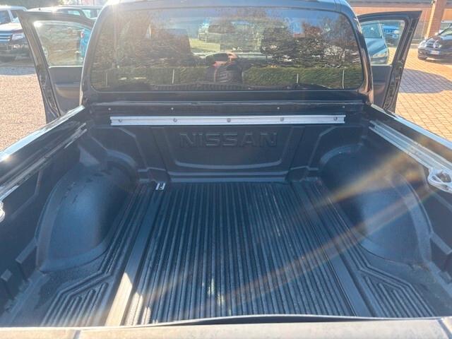 Nissan Navara 2.5 dCi 190CV 4 porte Double Cab XE